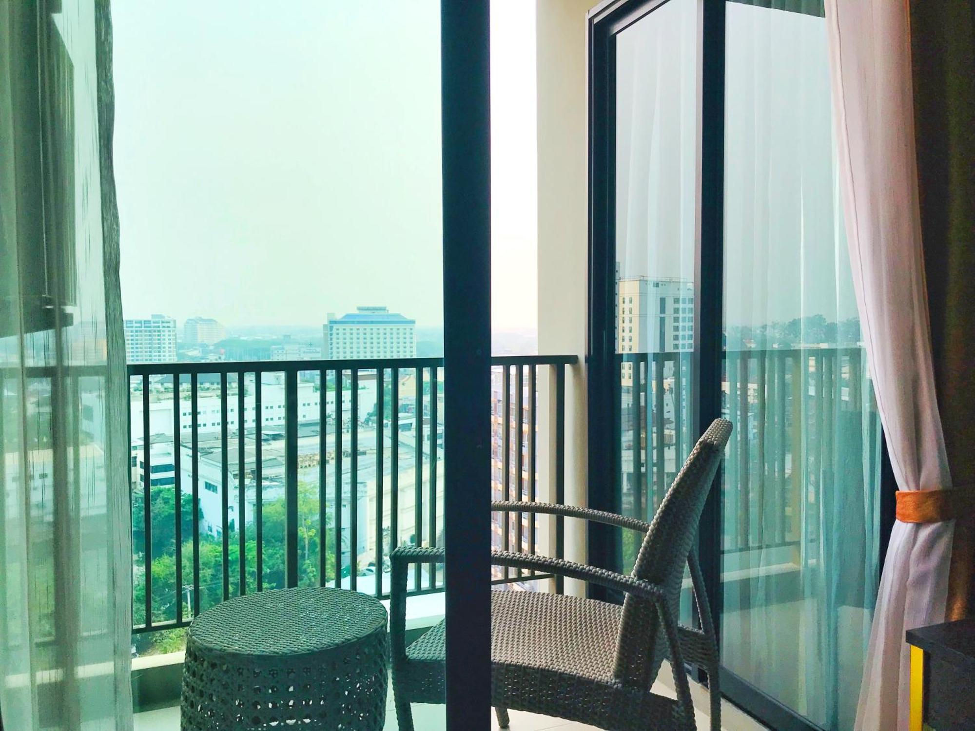 The Astra Suites Chiang Mai Dış mekan fotoğraf