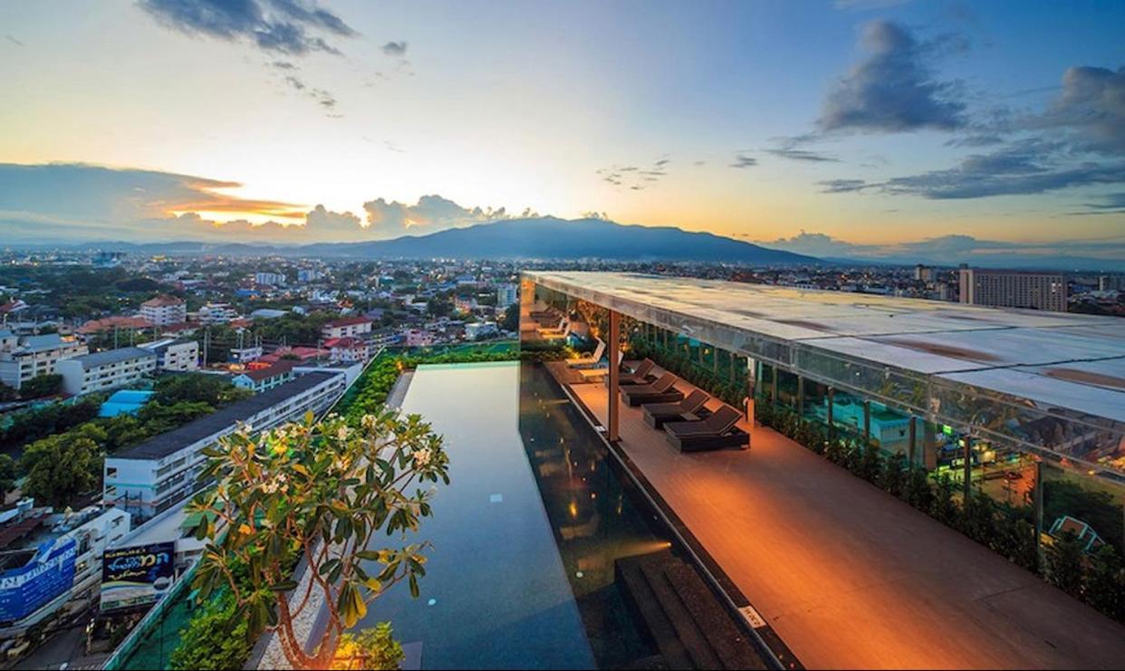 The Astra Suites Chiang Mai Dış mekan fotoğraf