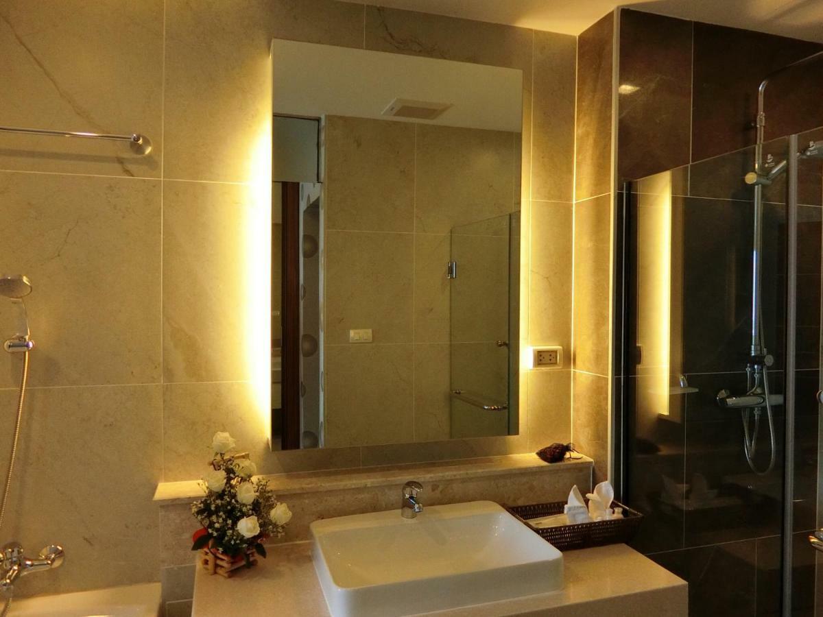 The Astra Suites Chiang Mai Dış mekan fotoğraf