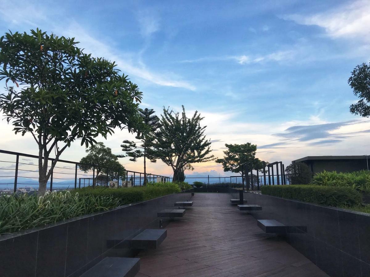 The Astra Suites Chiang Mai Dış mekan fotoğraf